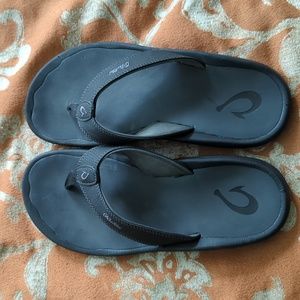 OluKai Ohana Flip Flops mens 11